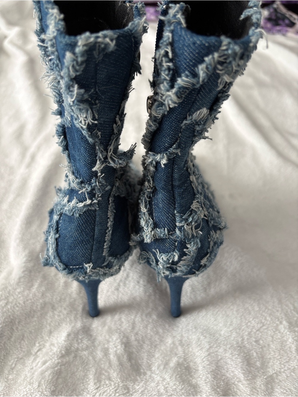 Denim Frayed Patchwork heeled boots size 9 - Picture 8 of 16